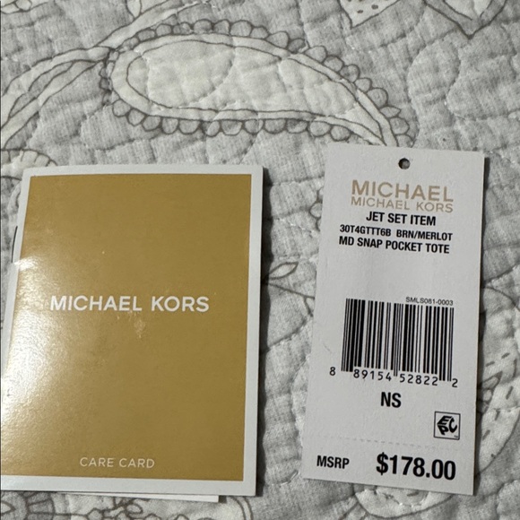 Michael Kors Tote in Rich Brown and Deep Burgundy - Picture 4 of 4